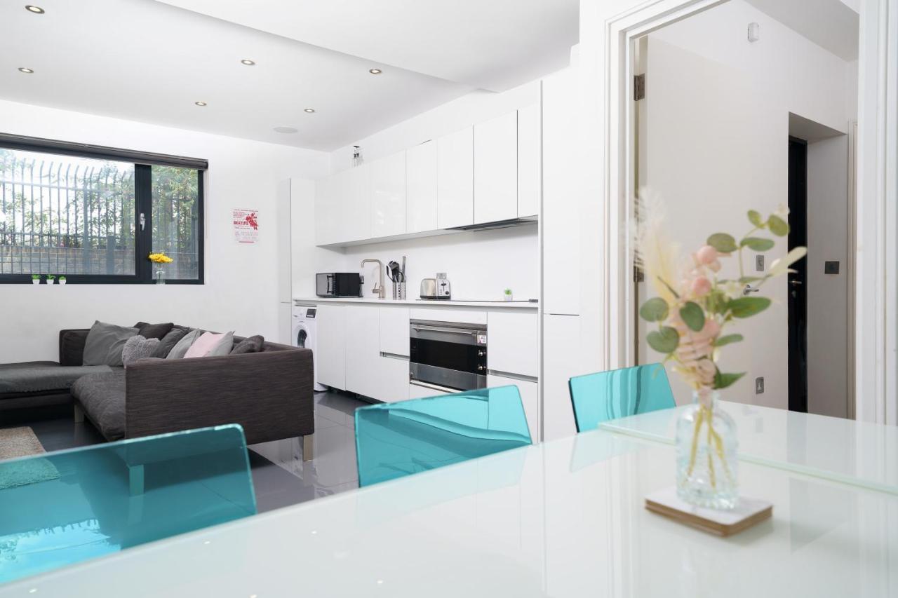 Pristine Rooms In Central Лондон Екстер'єр фото